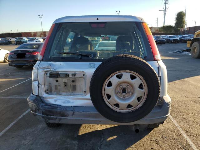 JHLRD2845YC004816 - 2000 HONDA CR-V LX SILVER photo 6