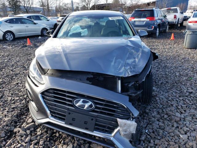 5NPE24AF3KH775182 - 2019 HYUNDAI SONATA SE GRAY photo 5