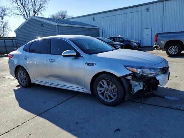 5XXGT4L33KG323964 - 2019 KIA OPTIMA LX SILVER photo 4