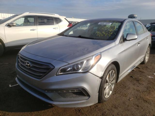 5NPE34AF8HH474400 - 2017 HYUNDAI SONATA SPORT Blau Foto 2