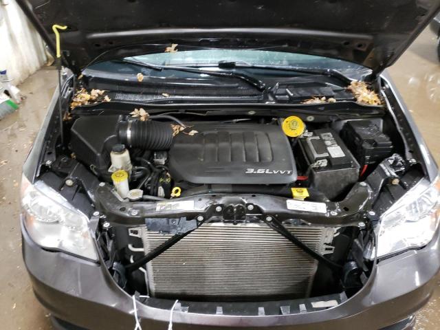 2C4RDGBG4JR163059 - 2018 DODGE GRAND CARA SE GRAY photo 11