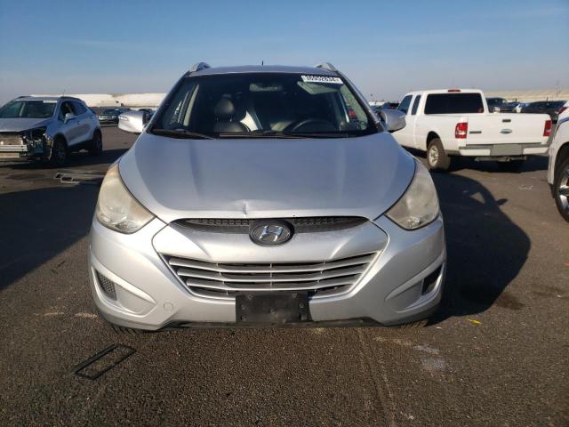 KM8JU3AC9CU443131 - 2012 HYUNDAI TUCSON GLS SILVER photo 5