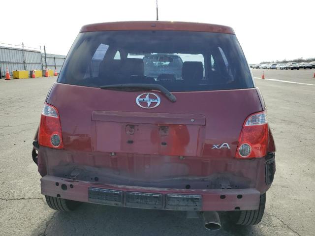 JTKKT604260170190 - 2006 TOYOTA SCION XA RED photo 6