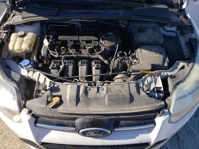 1FAHP3M29CL324701 - 2012 FORD FOCUS SEL WHITE photo 11