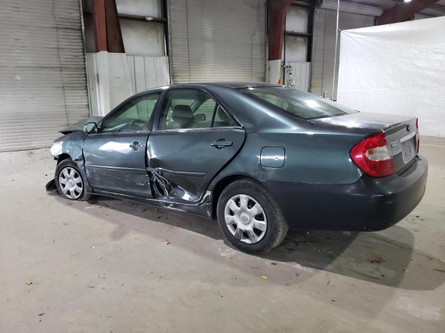 4T1BE32K22U618633 - 2002 TOYOTA CAMRY LE GREEN photo 2