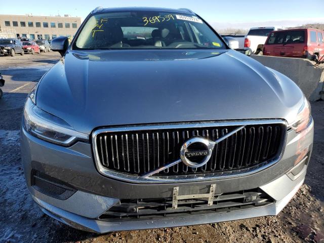 YV4102RK3J1025407 - 2018 VOLVO XC60 T5 MOMENTUM GRAY photo 5