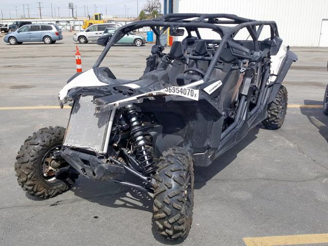 3JRUMAY48JK000266 - 2018 CAN-AM MAVERICK X  photo 2