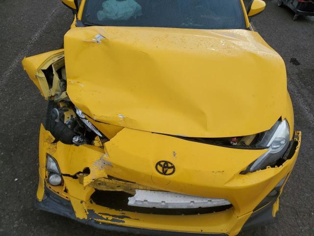 JF1ZNAA15F8705429 - 2015 TOYOTA SCION FR-S YELLOW photo 11