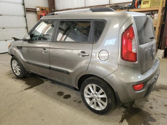 KNDJT2A62D7597630 - 2013 KIA SOUL + GRAY photo 2