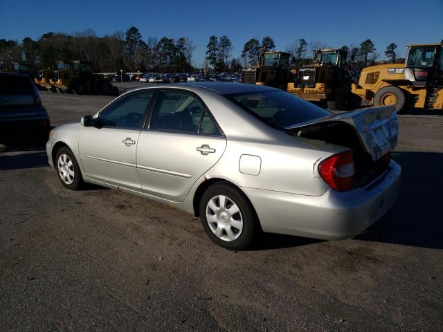 4T1BE32K94U878448 - 2004 TOYOTA CAMRY LE SILVER photo 2