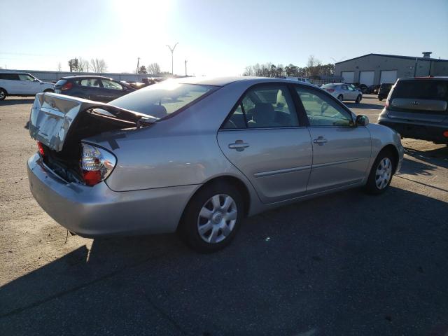 4T1BE32K94U878448 - 2004 TOYOTA CAMRY LE SILVER photo 3