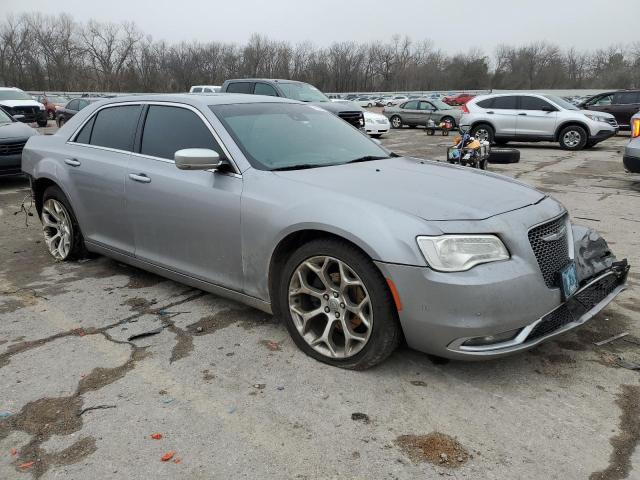 2C3CCAPGXHH657414 - 2017 CHRYSLER 300C PLATINUM SILVER photo 4