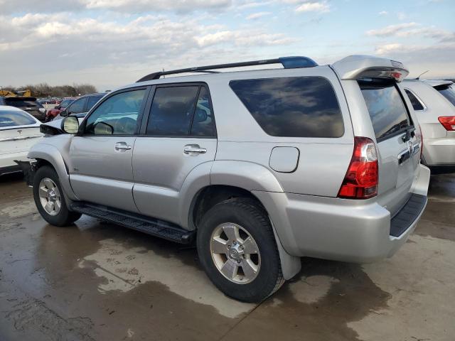 JTEZU14R178089367 - 2007 TOYOTA 4RUNNER SR5 SILVER photo 2