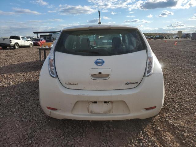 1N4AZ0CP5DC423833 - 2013 NISSAN LEAF S WHITE photo 6