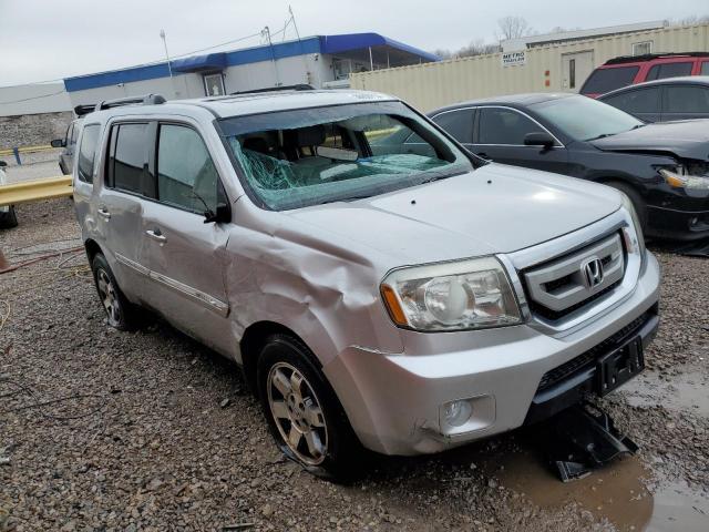 5FNYF3H9XBB045229 - 2011 HONDA PILOT TOURING SILVER photo 4