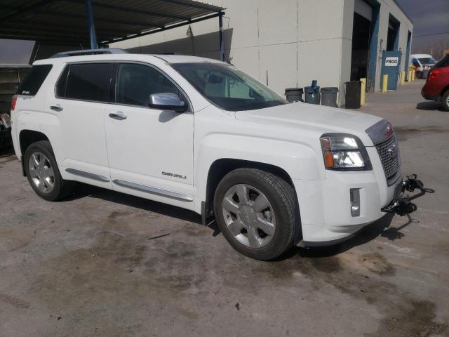 2GKFLYE3XD6276755 - 2013 GMC TERRAIN DENALI WHITE photo 4