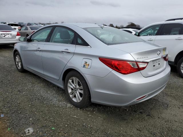 5NPEB4AC5CH470807 - 2012 HYUNDAI SONATA GLS SILVER photo 2