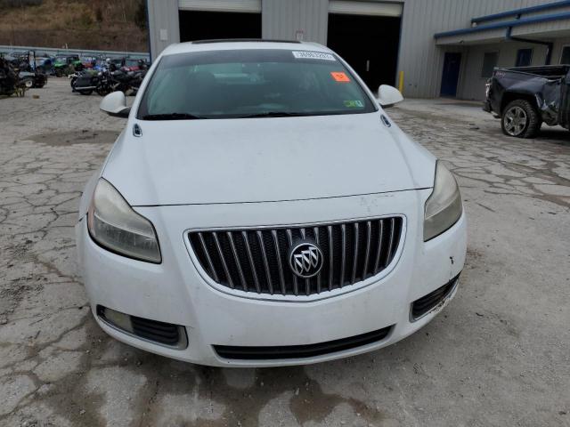 2G4GS5EV7D9199582 - 2013 BUICK REGAL PREMIUM WHITE photo 5