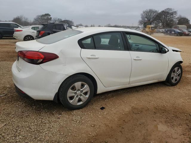 3KPFK4A78HE041714 - 2017 KIA FORTE LX WHITE photo 3