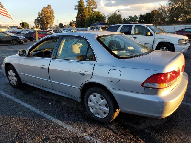 1HGCG56411A140426 - 2001 HONDA ACCORD LX SILVER photo 2