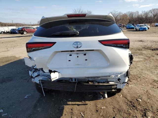 5TDGZRBHXMS535741 - 2021 TOYOTA HIGHLANDER XLE WHITE photo 6