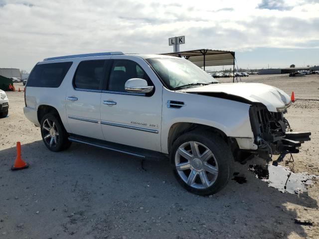 1GYFK66847R282163 - 2007 CADILLAC ESCALADE ESV WHITE photo 4