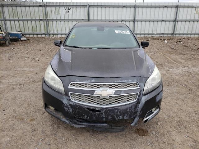 1G11H5SA4DF278976 - 2013 CHEVROLET MALIBU LTZ 灰色 照片 5