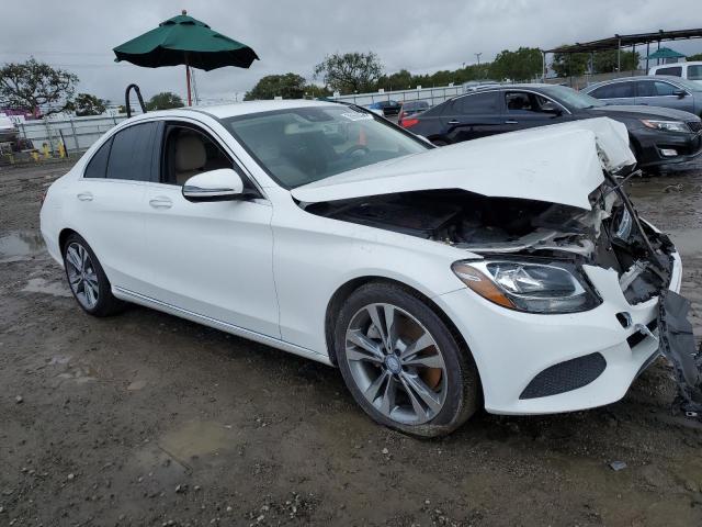 55SWF4JBXGU149932 - 2016 MERCEDES-BENZ C 300 WHITE photo 4