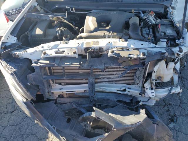 1GCPTEE10J1215930 - 2018 CHEVROLET COLORADO ZR2 WHITE photo 11