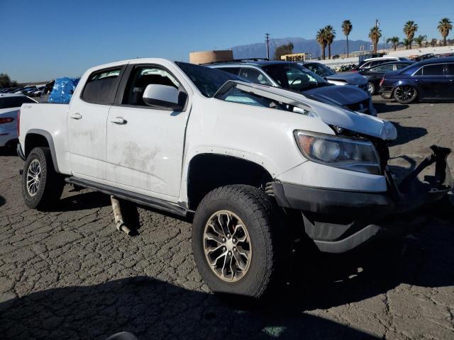 1GCPTEE10J1215930 - 2018 CHEVROLET COLORADO ZR2 WHITE photo 4