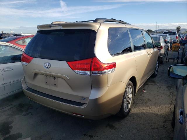 5TDDK3DC9DS065014 - 2013 TOYOTA SIENNA XLE TAN photo 3