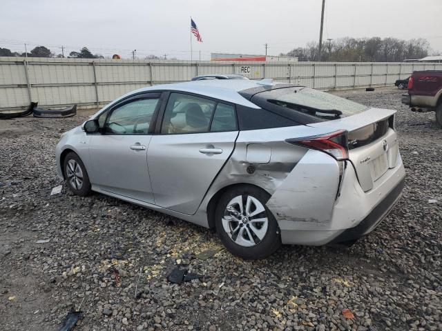 JTDKARFU2J3055568 - 2018 TOYOTA PRIUS SILVER photo 2