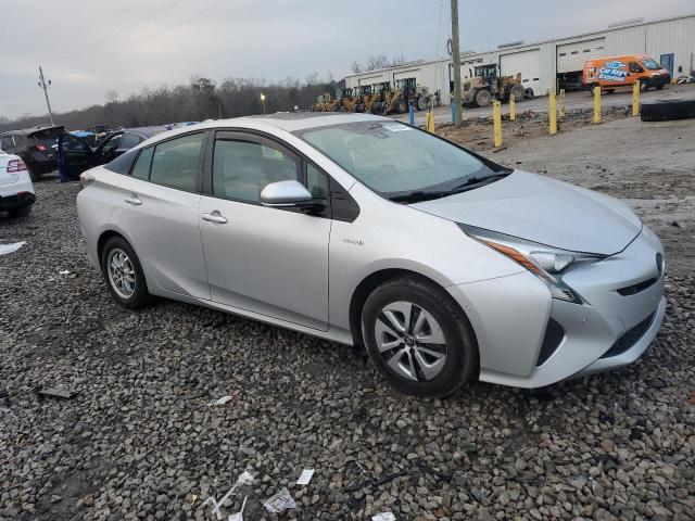 JTDKARFU2J3055568 - 2018 TOYOTA PRIUS SILVER photo 4