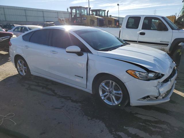 3FA6P0LU0JR181788 - 2018 FORD FUSION SE HYBRID WHITE photo 4