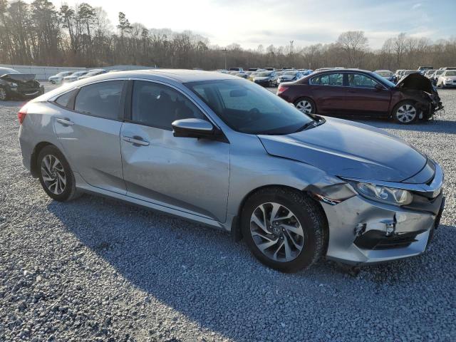 2HGFC2F77JH549078 - 2018 HONDA CIVIC EX SILVER photo 4