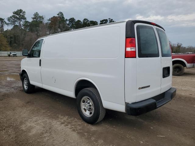 1GCWGAF75M1168099 - 2021 CHEVROLET EXPRESS G2 WHITE photo 2