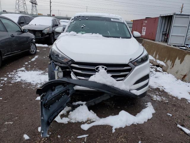 KM8J23A40JU659817 - 2018 HYUNDAI TUCSON SE WHITE photo 5