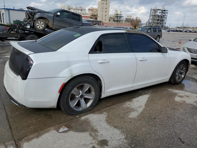 2C3CCABG8FH868065 - 2015 CHRYSLER 300 S WHITE photo 3