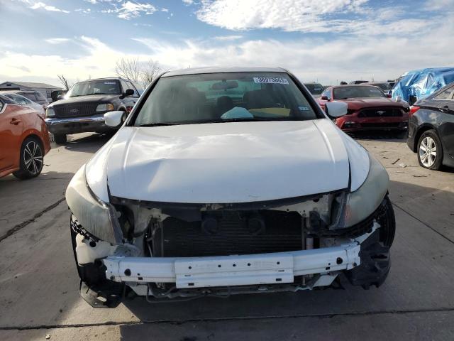 1HGCP2F66CA000990 - 2012 HONDA ACCORD SE WHITE photo 5