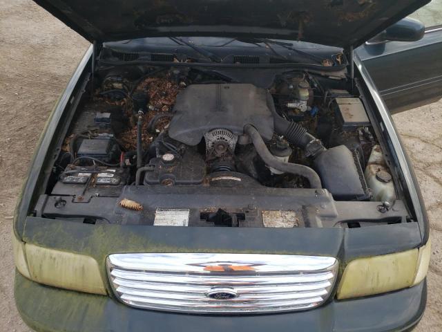 2FAFP73W6XX237110 - 1999 FORD CROWN VICT GREEN photo 11