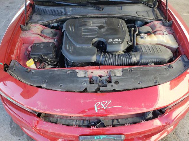2C3CDXBG8FH900268 - 2015 DODGE CHARGER SE RED photo 11