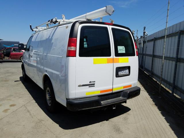 1GCWGFCBXC1111465 - 2012 CHEVROLET EXPRESS G2500  photo 3