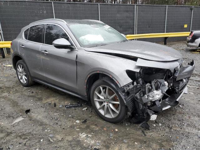 ZASPAKBN1K7C56939 - 2019 ALFA ROMEO STELVIO TI GRAY photo 4