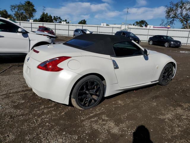 JN1AZ4FH9FM430239 - 2015 NISSAN 370Z BASE WHITE photo 3