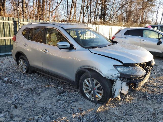 5N1AT2MV2HC751040 - 2017 NISSAN ROGUE SV SILVER photo 4