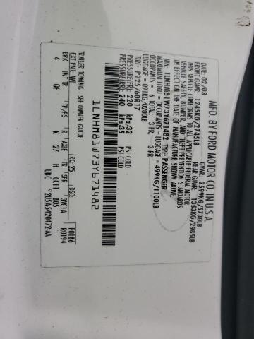 1LNHM81W73Y671482 - 2003 LINCOLN TOWN CAR EXECUTIVE WHITE photo 12