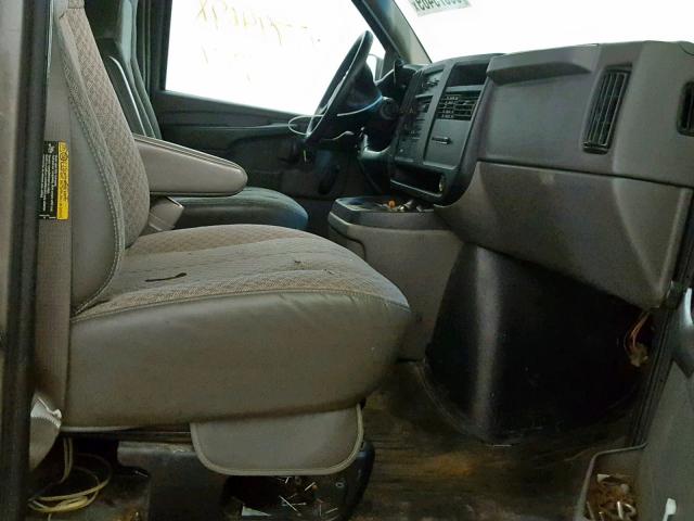 1GCGG29U461119457 - 2006 CHEVROLET EXPRESS G2500  photo 5