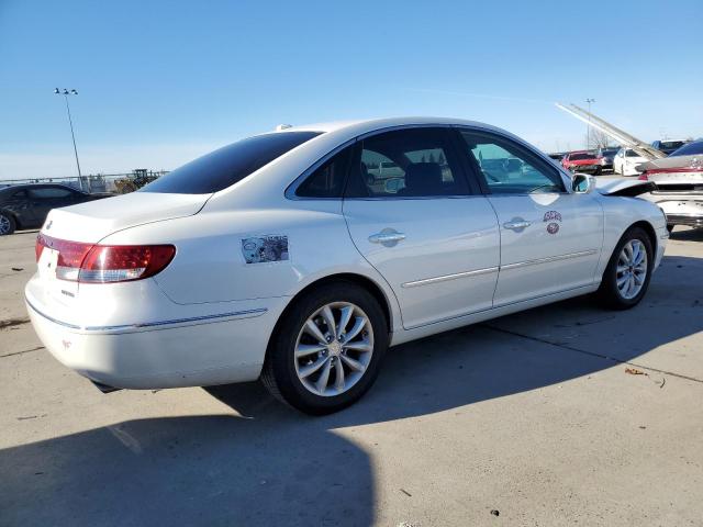 KMHFC46F58A310344 - 2008 HYUNDAI AZERA SE WHITE photo 3