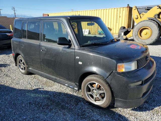 JTLKT334154011593 - 2005 TOYOTA SCION XB BLACK photo 4