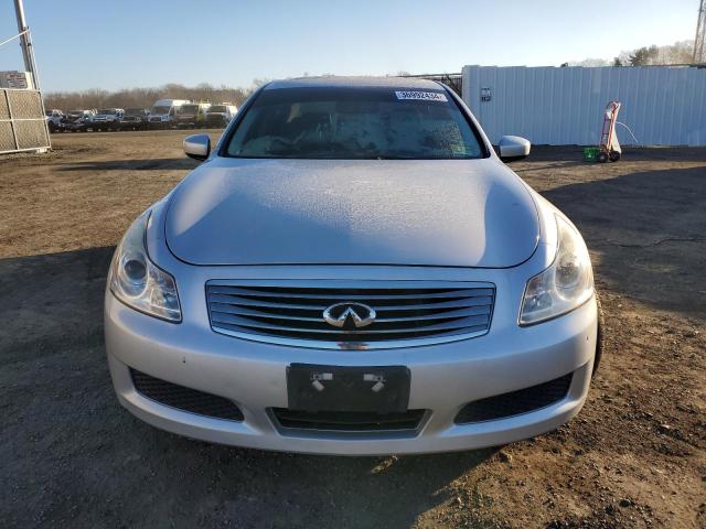 JNKCV61F59M359806 - 2009 INFINITI G37 SILVER photo 5